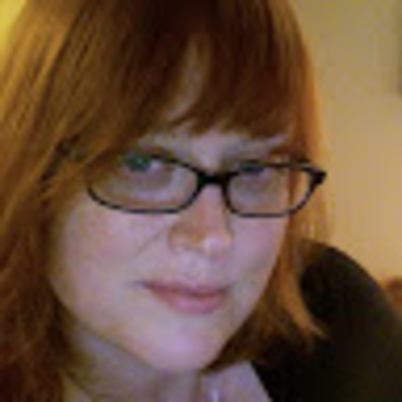 Meet your Posher, Cassandra - Picture 1 of 1